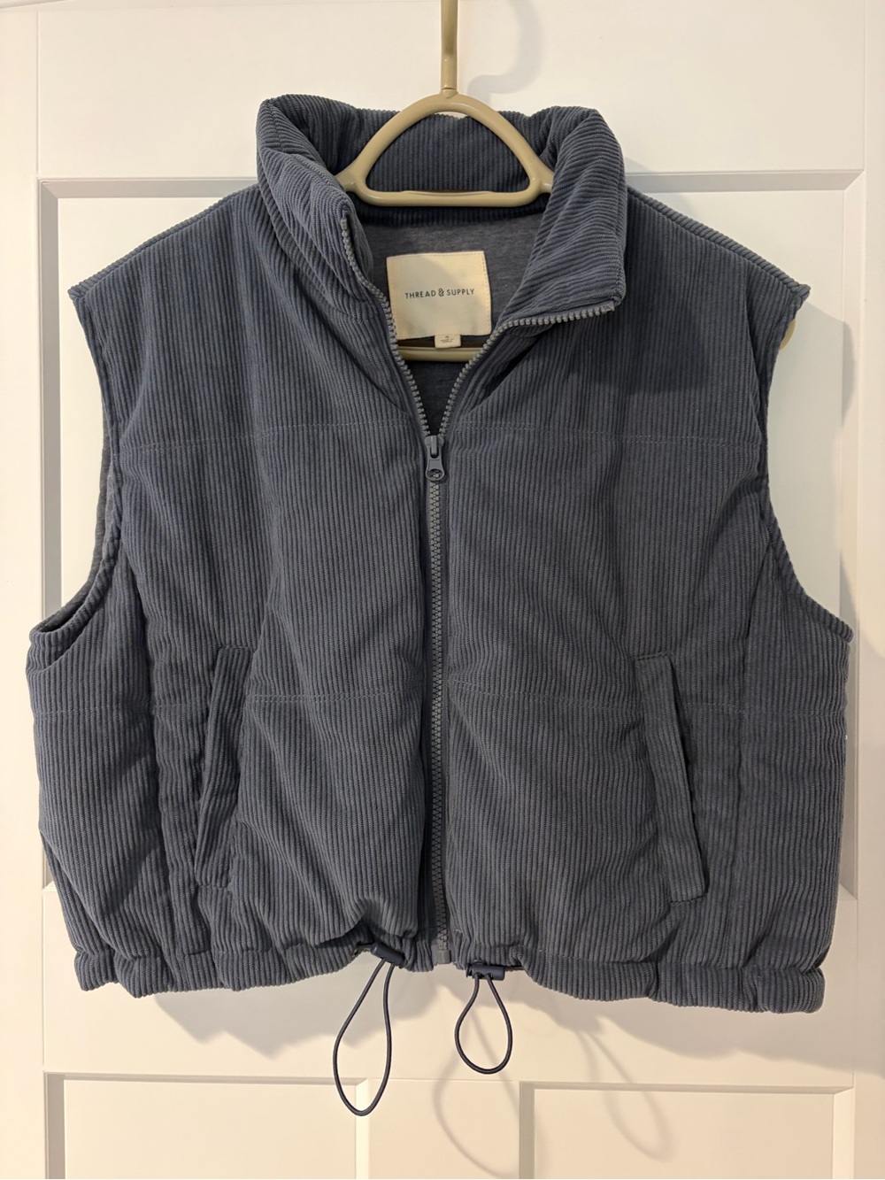 Thread & Supply Women’s Cropped Corduroy Puffer Vest in Slate